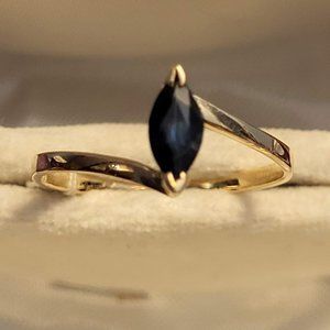 14K Gold Ring with gemstone ( saphire)